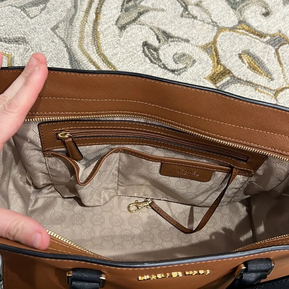 💕 Michael Kors brown black white leather large satchel bag gorgeous 💕